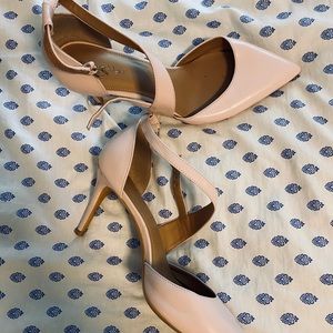 light/pale pink calvin klein heels (2.5 in heel)
